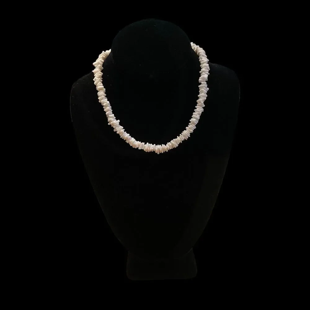 Vintage White Puka Shell Choker Necklace